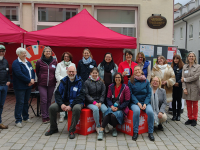 Ein engagiertes Team für mehr Teilhabe: das Büro der Behindertenbeauftragten im Land-ratsamt Weilheim-Schongau mit seinen Partnern