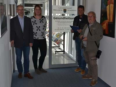 Dr. Stefan Günther und Katharina Droms (links) mit RITA-Mitarbeitern für eine Barrierefreies Gesundheitsamt Dr. Stefan Günther und Katharina Droms (links) mit RITA-Mitarbeitern