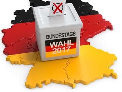 Bundestagswahl Wahlurne in schwarz-rot-Gold mit Bundestagwahl