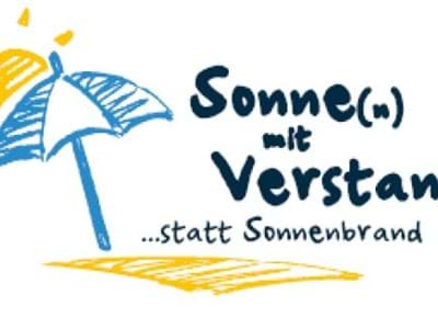 Sonne mit Sonnenschirm und Aufschrift Sonne mit Verstand