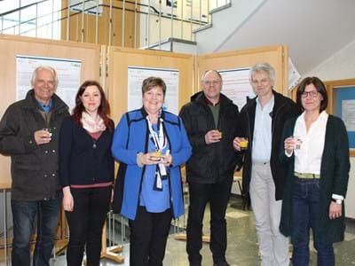 INOLA-Ausstellungseröffnung Hans Mummert (EWO), Judith Dangel (Regionalmanagement), Landrätin Andrea Jochner-Weiß, Katl-Heinz Grehl (stellv. Landrat) Andreas Scharli (EWO), Dr. Anne von Streit (LMU München, Projektleiterin INOLA)