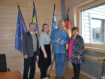 Ehrung des Teilhabebeirats Ingo Remesch, Katharina Droms, Peter Pabst und Landrätin Andrea Jochner-Weiß