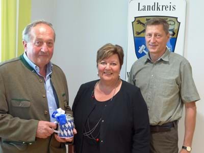 Jagdbeirat Ludwig Gschmeißner, Landrätin Andrea Jochner-Weiß, Klaus Thien
