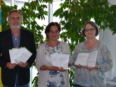 Ronald Weber, Selbsthilfebüro des Gesundheitsamtes im Landratsamt Weilheim Schongau, Katrin Schwaller, Telezentrum Herzogsägmühle und Monika Funk, Caritasverband für den Landkreis Weilheim-Schongau Ronald Weber, Selbsthilfebüro des Gesundheitsamtes im Landratsamt Weilheim Schongau, Katrin Schwaller, Telezentrum Herzogsägmühle und Monika Funk, Caritasverband für den Landkreis Weilheim-Schongau