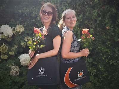 Elterntalk Moderatorinnen Melanie Däschinger und Susanne Kergl-Beck : Melanie Däschinger und Susanne Kergl-Beck (von links) sind erfahrene Mütter und führen als geschulte Elterntalk-Moderatorinnen durch die Gesprächsrunden